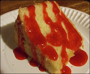 Pound Cake with Raspberry Sauce